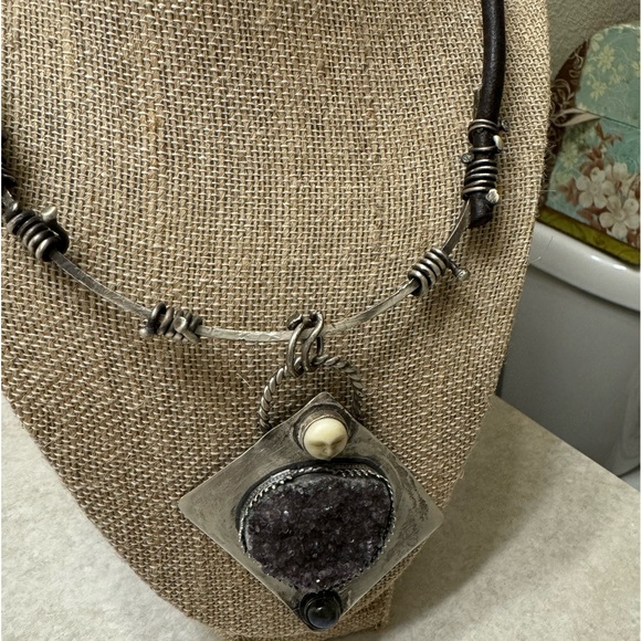 substantial sterling silver amethyst Druzy  Heart leather choker - Picture 2 of 7